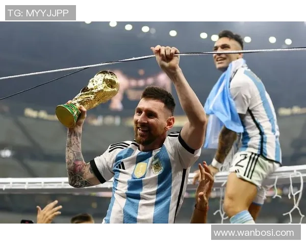 足球明星训练比赛与休闲生活背后的点滴日常全景记录